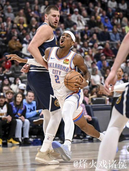 约基奇三双引领掘金横扫魔术 热火大胜马刺遭遇3连败 约基奇三双引领掘金横扫魔术 热火大胜马刺遭遇3连败